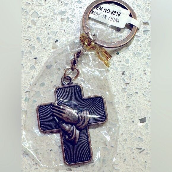 Religious Key Chain - Praying Hands - Picture 3 of 5